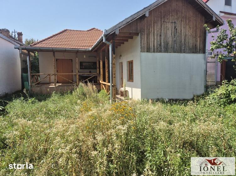 Casă cu 3 camere cu Teren 348 Mp în Central