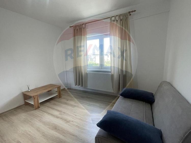 Apartament cu 2 camere de închiriat în zona Decebal - 2