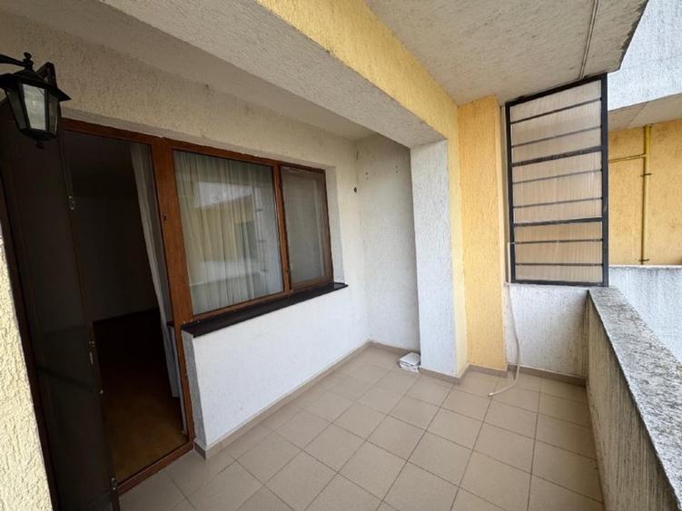 Apartament cu 2 camere decomandat în Mihai Bravu
