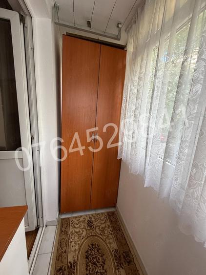 Apartament cu 2 camere decomandat în Lacul Tei