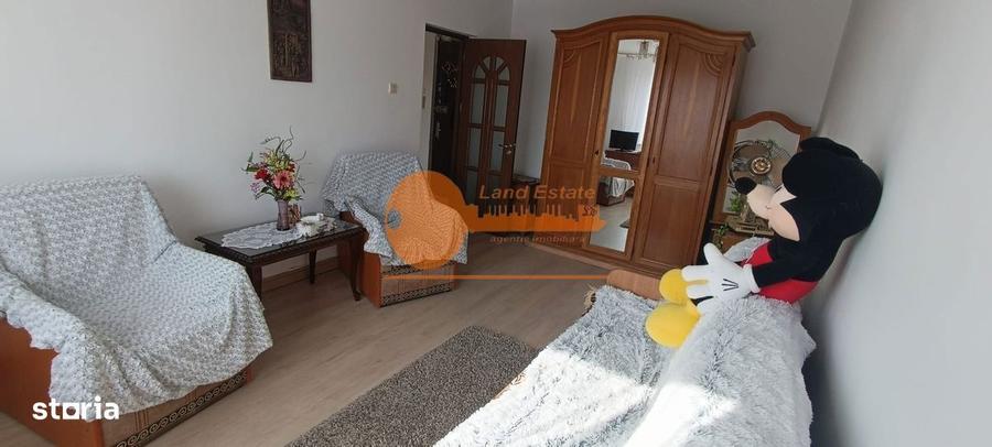 Apartament cu 2 camere decomandat în Crângași