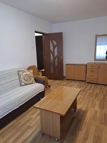 Apartament cu 2 camere decomandat în Sud