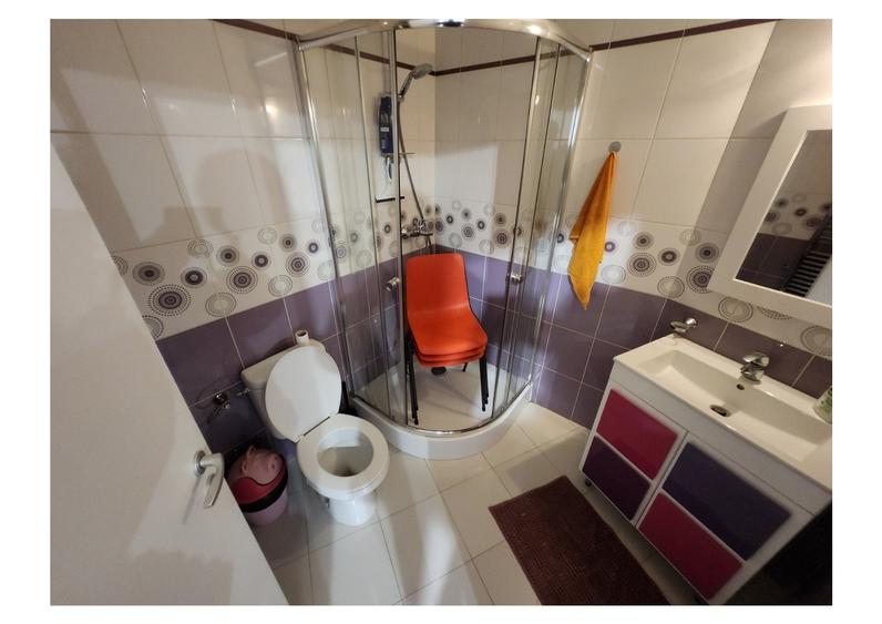 Casă individuală cu 5 camere cu Canalizare în Take Ionescu
