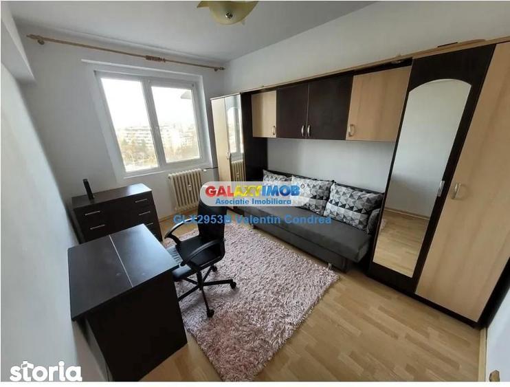 Apartament cu 3 camere decomandat în Berceni