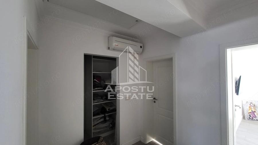 Casă cu 4 camere cu Teren 400 Mp în Covaci
