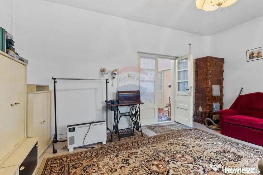 Casă cu 4 camere cu Teren 720 Mp în Grădiște