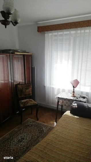 Apartament cu 2 camere semidecomandat în Ultracentral