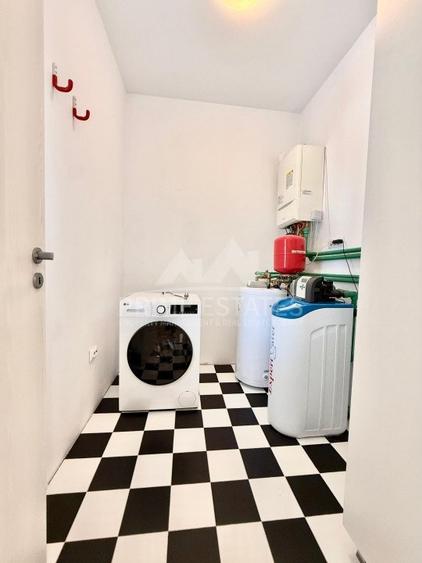Casă individuală cu 5 camere cu Canalizare în Corbeanca