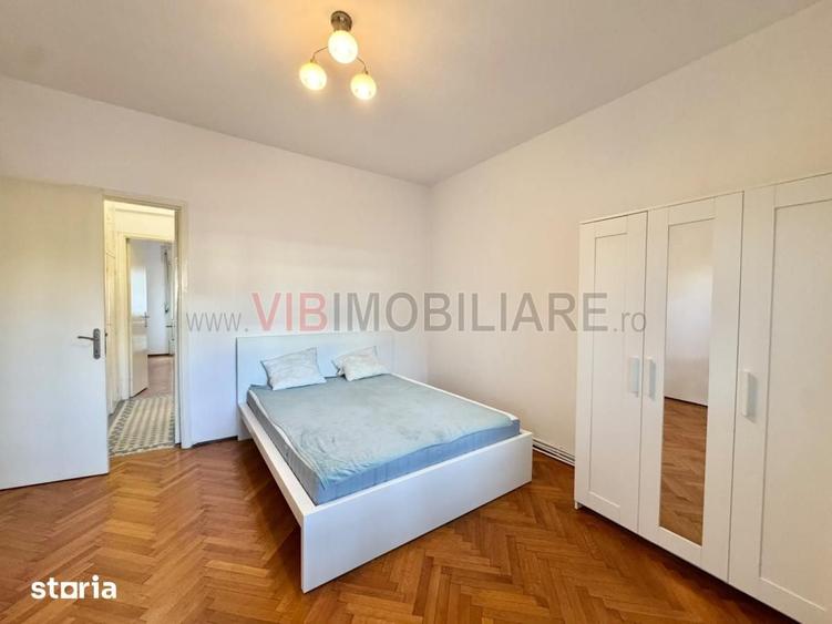Apartament cu 3 camere decomandat în Romană