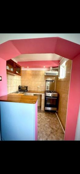Inchiriez apartament 3camere - 5