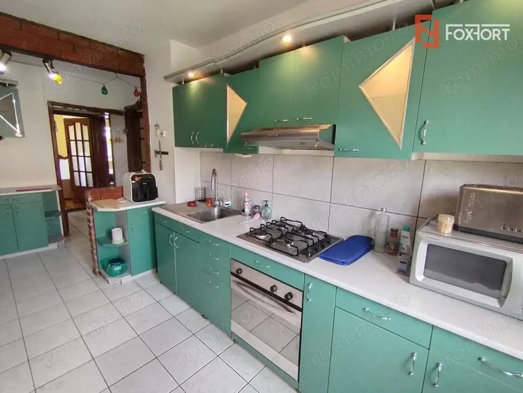 Apartament cu 3 camere decomandat în Soarelui