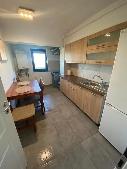 vand apartament cu 2 camere decomandat An 2020 Cal. Girocului-Esso 95.000 Euro Neg - 3