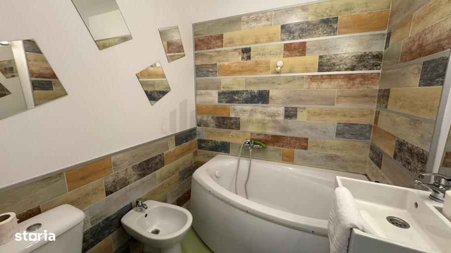 Apartament cu 3 camere semidecomandat în Ștefan cel Mare