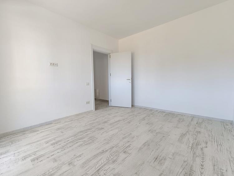 Apartament cu 2 camere decomandat în Metalurgiei