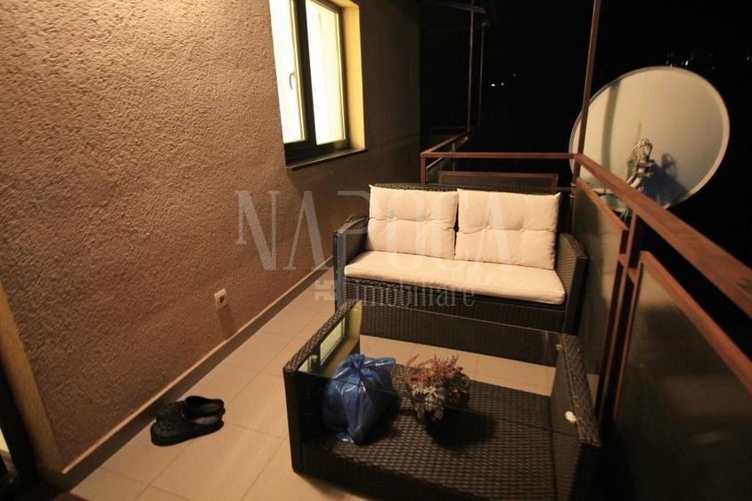 Apartament cu 4 camere semidecomandat în Florești