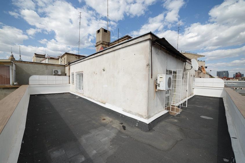 Apartament cu 2 camere semidecomandat, mobilat în Universitate
