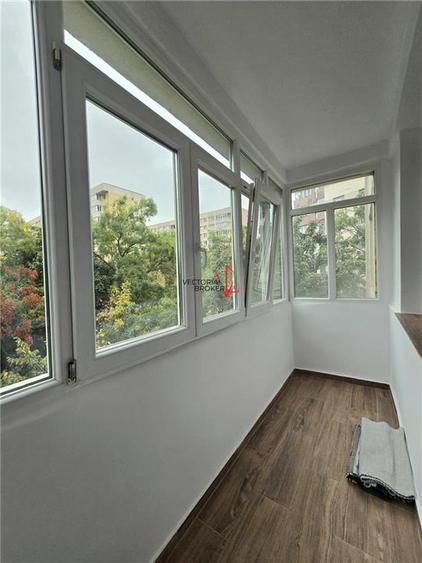 Apartament cu 2 camere decomandat în Tei