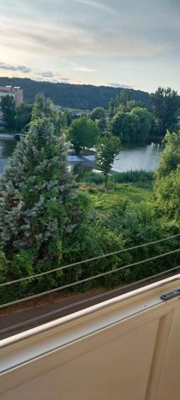 Apartament cu 2 camere decomandat în Exterior Vest