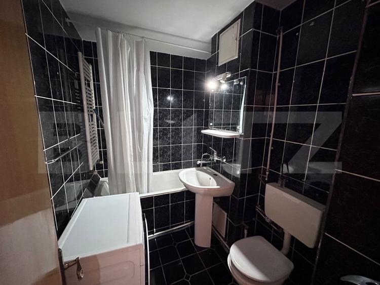 Apartament cu 4 camere decomandat, mobilat în Lăpuș