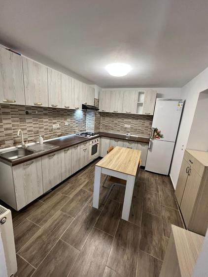 Casă cu 2 camere cu Teren 110 Mp în Bucureștii Noi