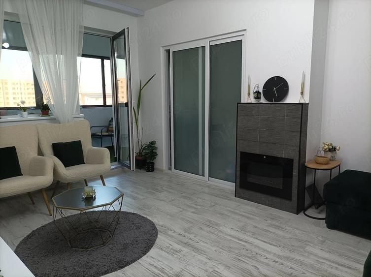 Apartament cu 2 camere decomandat în Central