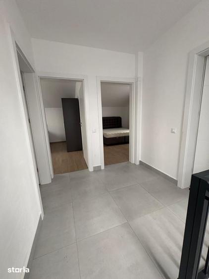 Casă cu 4 camere cu Teren 500 Mp în Cristian