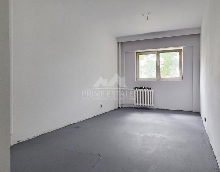 Apartament cu 4 camere circular în Băneasa