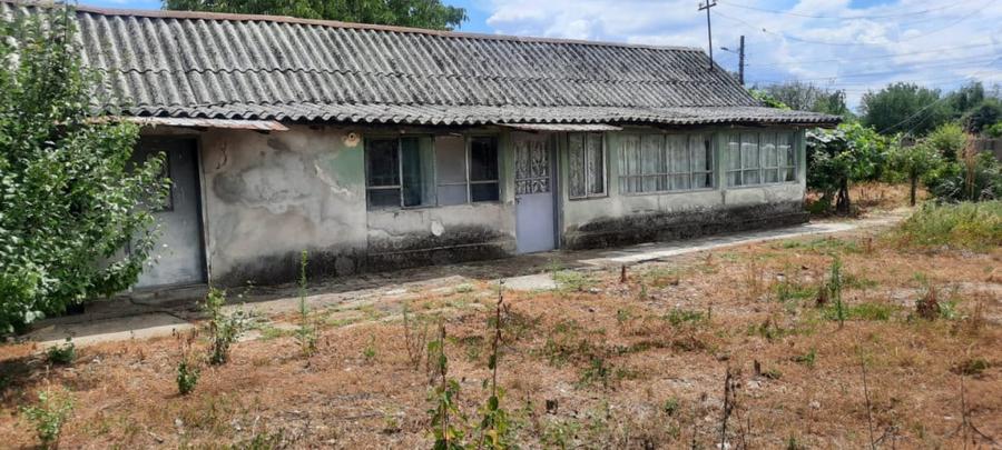 Casă cu 3 camere cu Teren 1239 Mp în Nord