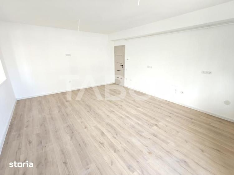 Apartament cu 3 camere decomandat în Tineretului