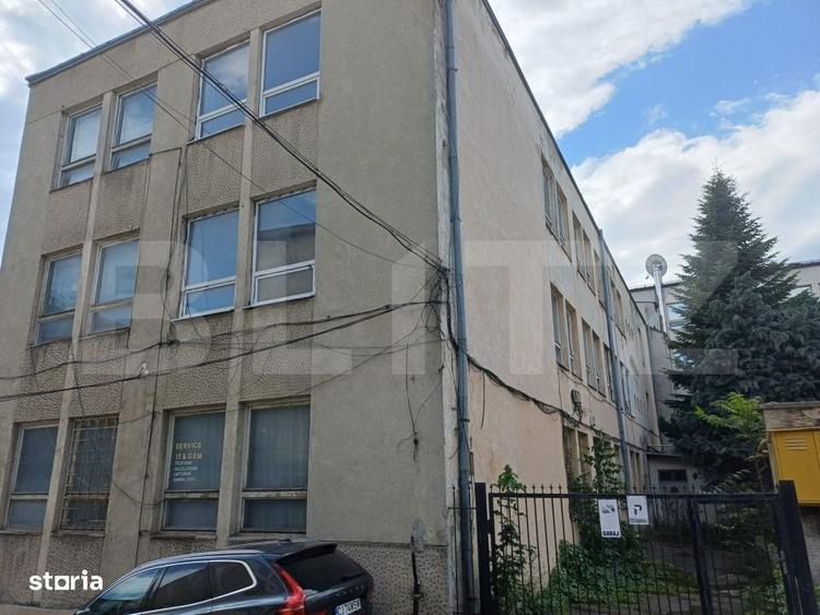 Spațiu comercial, de 850 mp, în Central