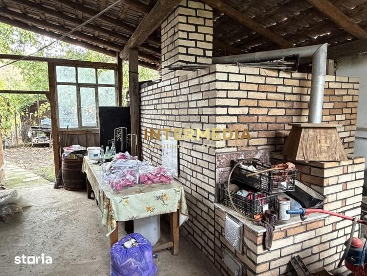 Casă cu 6 camere cu Teren 2709 Mp în Ighiu