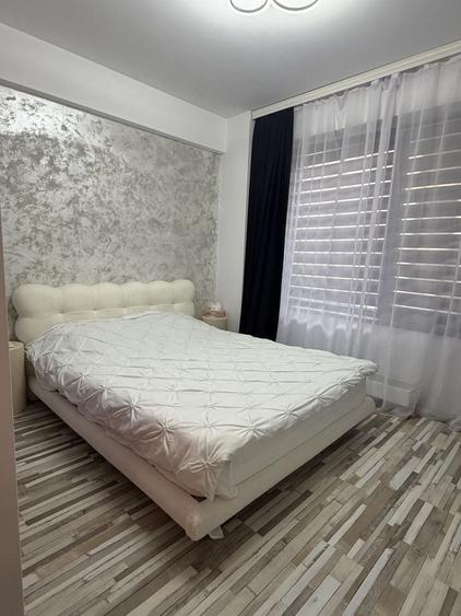 Apartament cu 2 camere decomandat în Palazu Mare