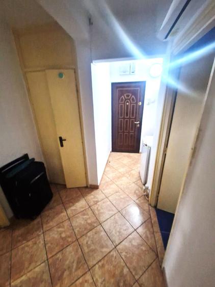 Apartament cu 2 camere decomandat în Drumul Taberei