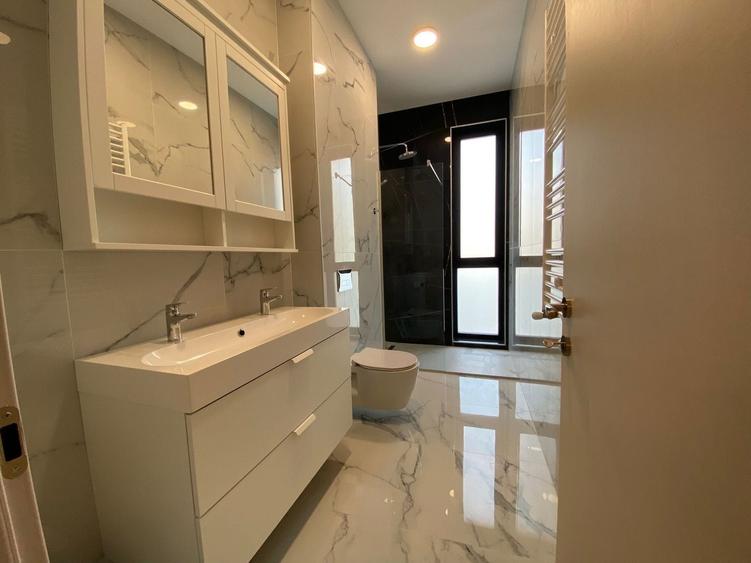 Apartament cu 4 camere decomandat în Iancu Nicolae