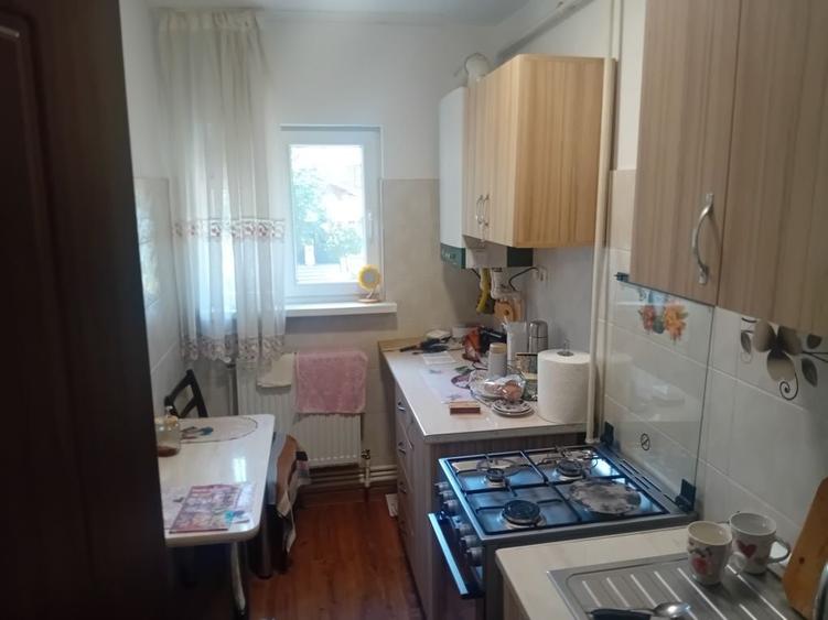 Apartament cu 2 camere semidecomandat în Dărmănești