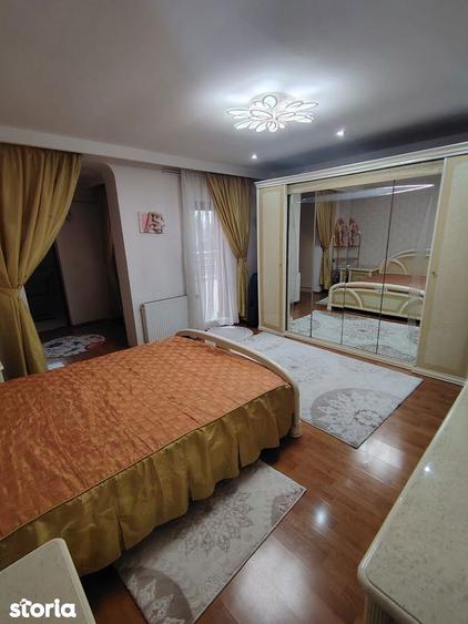 Casă cu 6 camere cu Teren 246 Mp în Colentina