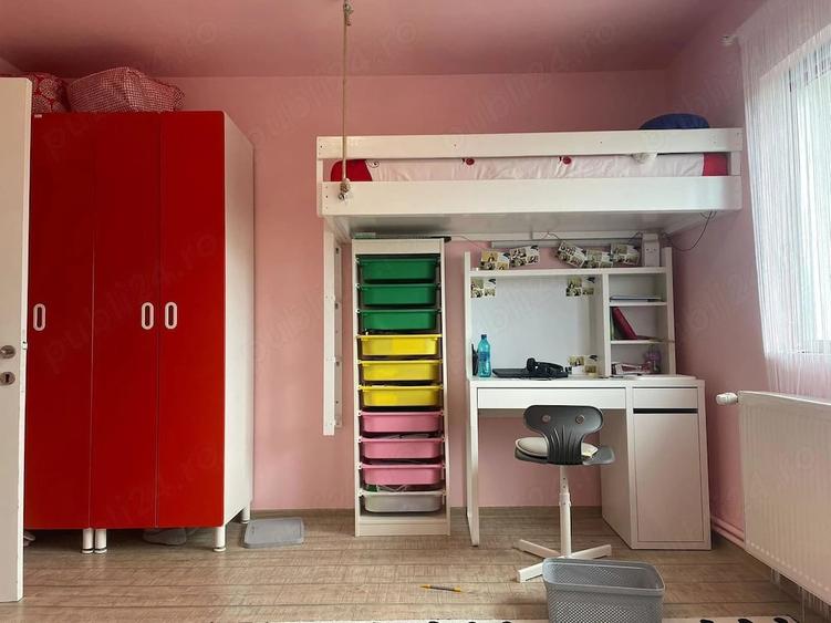 Apartament cu 3 camere decomandat în Central