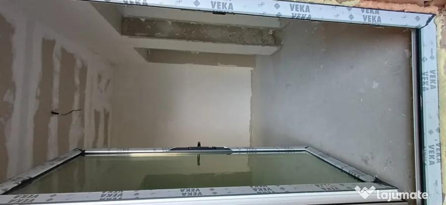Casă cu 3 camere în Sânpetru
