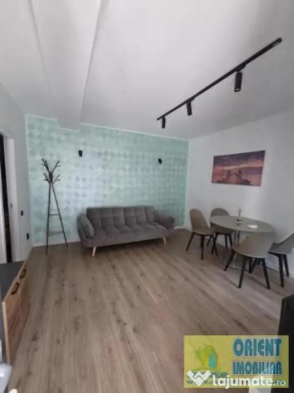 Apartament cu 2 camere decomandat, mobilat în Central