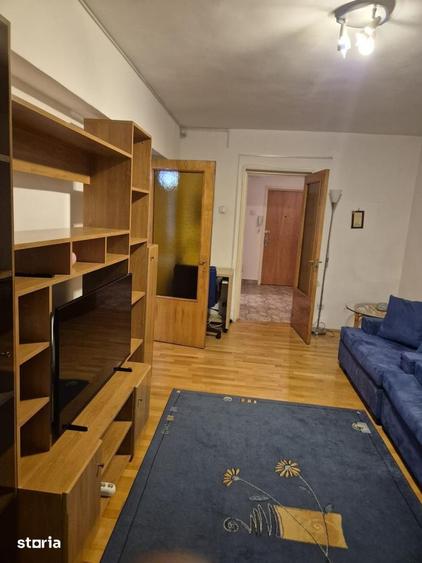 Apartament cu 2 camere semidecomandat în Grivița