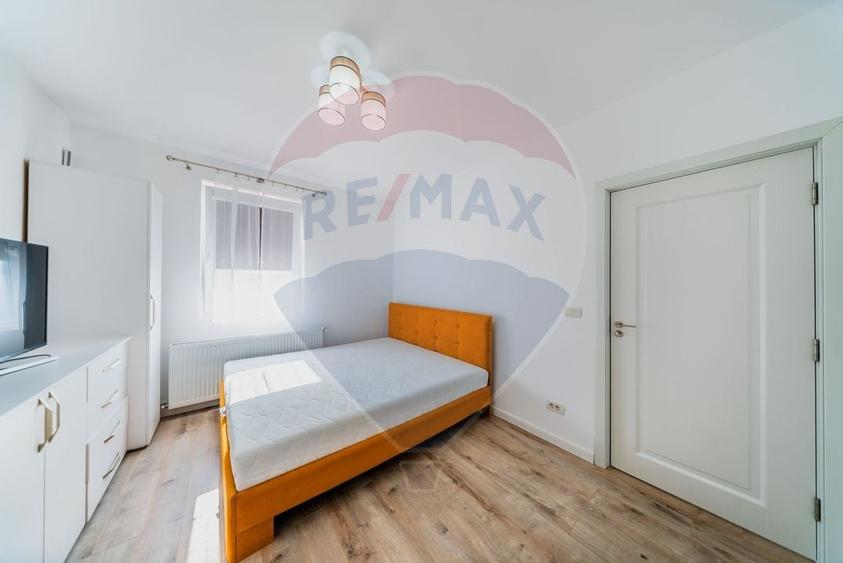 Apartament cu 2 camere semidecomandat, mobilat în Gai