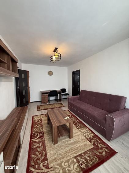 Apartament cu 2 camere în Podu Roș