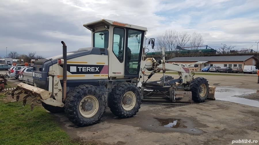 Teren de 7200 mp, în Central
