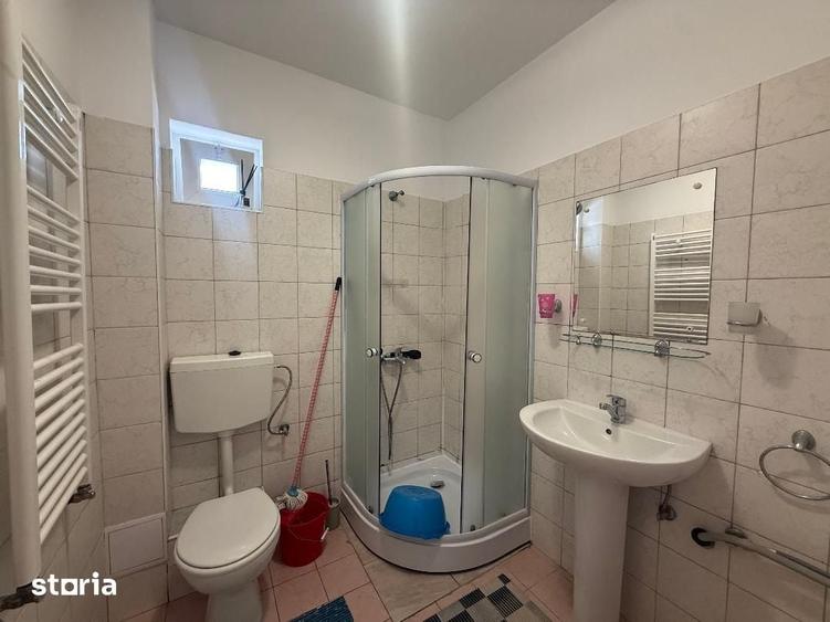Apartament cu 2 camere în Cetate