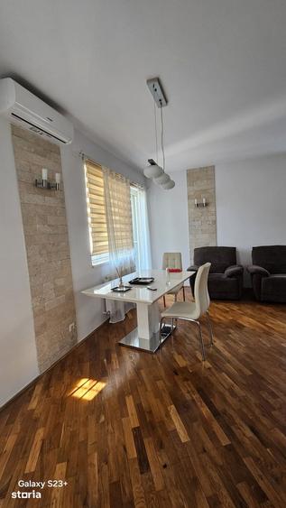 Apartament cu 2 camere decomandat în Candiano Popescu