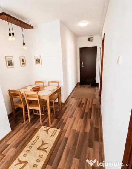 Apartament cu 3 camere decomandat în Nord