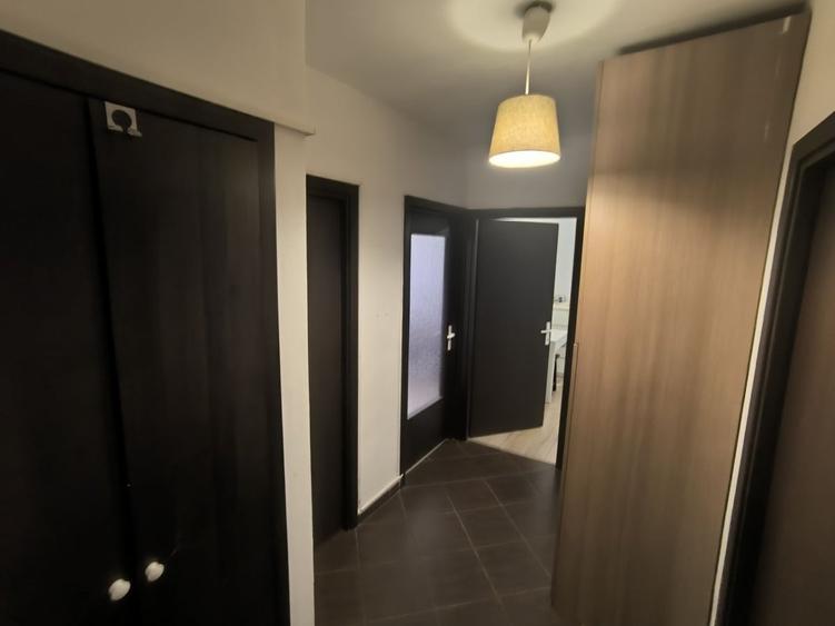 Apartament cu 2 camere decomandat în Valea Ialomiței