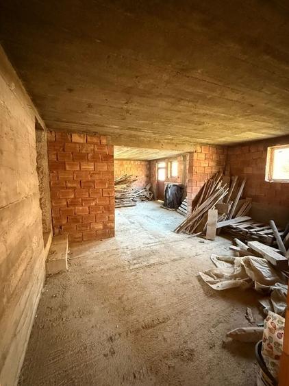 Casă cu 4 camere în Sita Buzăului