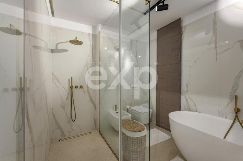 Casă individuală cu 6 camere cu Piscina în Pipera