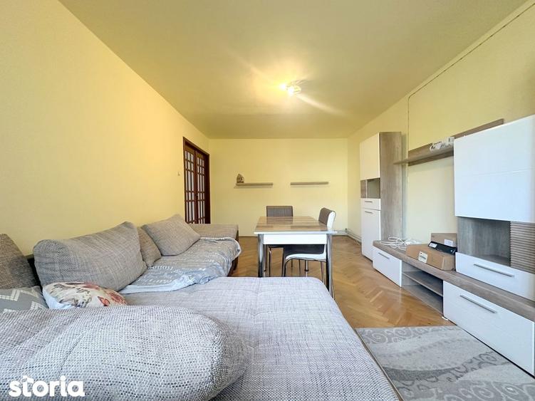 Apartament cu 3 camere de vanzare - Zona Soarelui - 11
